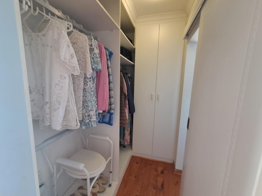 4 Bedroom Property for Sale in Dana Bay Western Cape